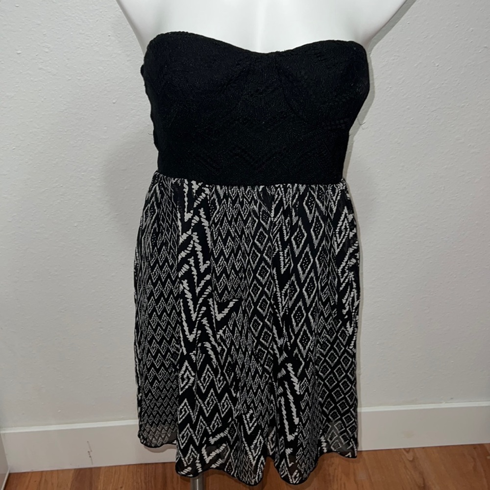 Three Pink Hearts Trixxi  Black White Boho Strapless Dress Sz M